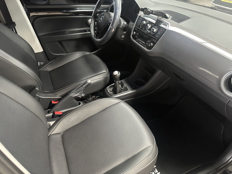 UP 1.0 TSI CROSS 12V FLEX 4P MANUAL - 2018 - CAXIAS DO SUL