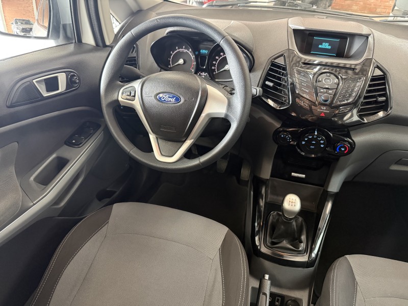 ECOSPORT 1.6 FREESTYLE 16V FLEX 4P MANUAL - 2015 - FARROUPILHA