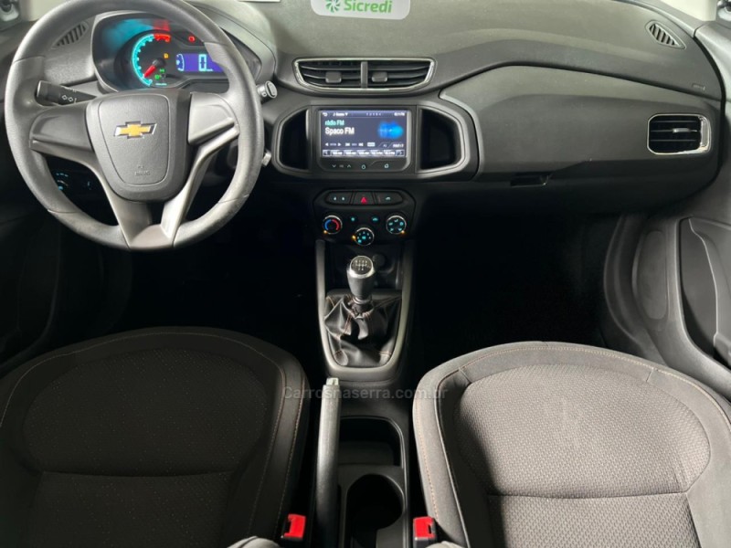 ONIX 1.4 MPFI LT 8V FLEX 4P MANUAL - 2015 - CAXIAS DO SUL