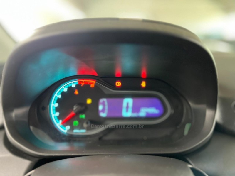 ONIX 1.4 MPFI LT 8V FLEX 4P MANUAL - 2015 - CAXIAS DO SUL