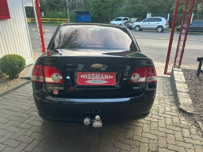 CORSA 1.0 MPFI CLASSIC 8V GASOLINA 4P MANUAL - 2013 - TRêS COROAS