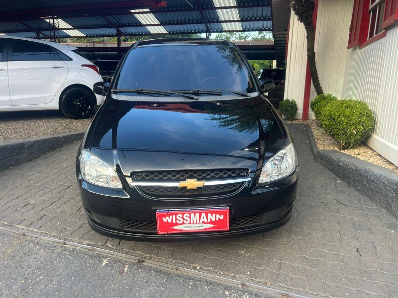 CORSA 1.0 MPFI CLASSIC 8V GASOLINA 4P MANUAL - 2013 - TRêS COROAS