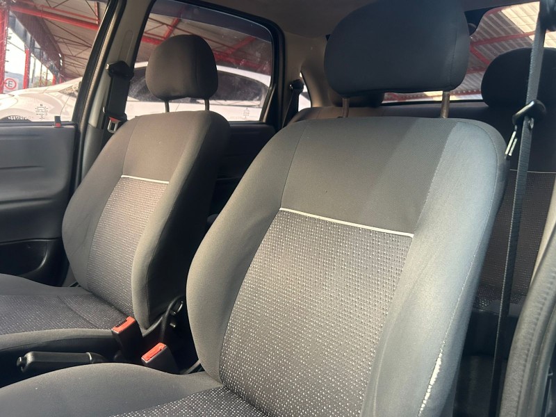 CORSA 1.0 MPFI CLASSIC 8V GASOLINA 4P MANUAL - 2013 - TRêS COROAS