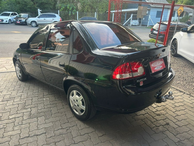 CORSA 1.0 MPFI CLASSIC 8V GASOLINA 4P MANUAL - 2013 - TRêS COROAS