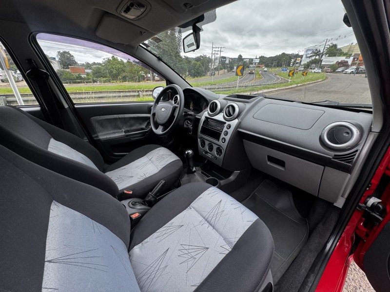 FIESTA 1.0 MPI CLASS HATCH 8V FLEX 4P MANUAL - 2008 - DOIS IRMãOS