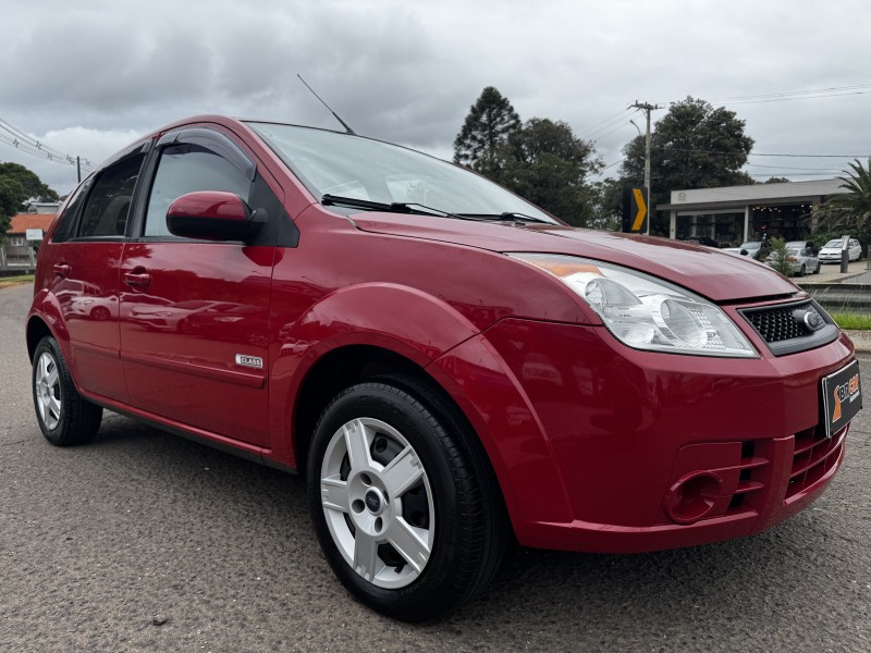 FIESTA 1.0 MPI CLASS HATCH 8V FLEX 4P MANUAL - 2008 - DOIS IRMãOS