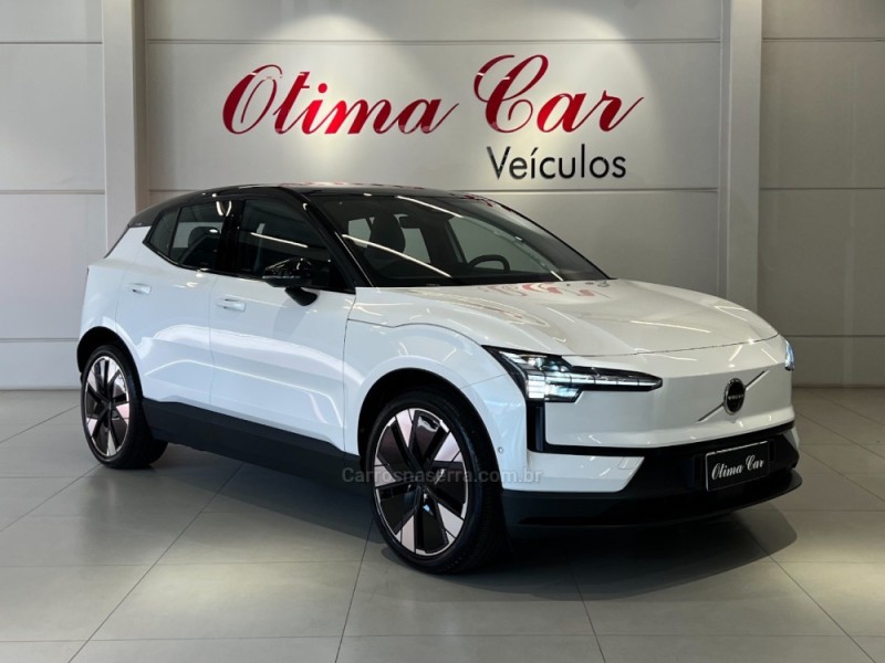 EX30 ULTRA EXTENDED RANGE - 2025 - FLORES DA CUNHA