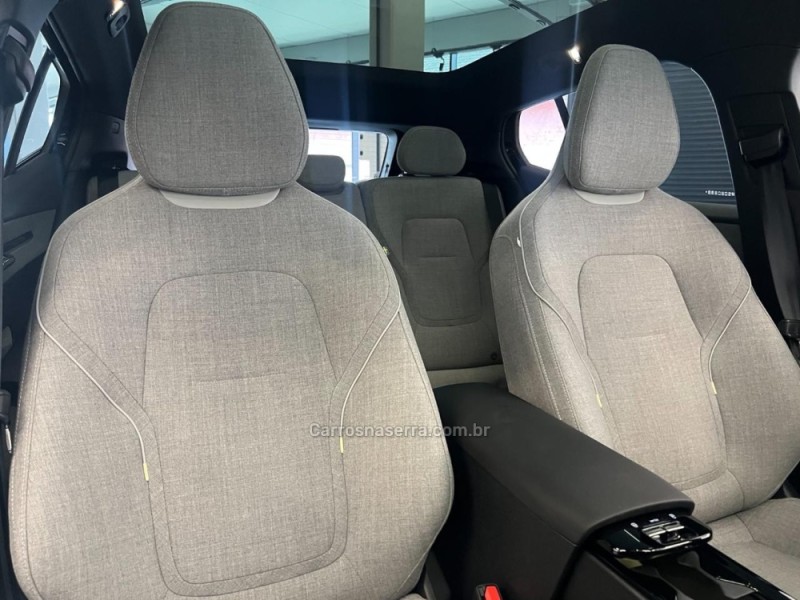 EX30 ULTRA EXTENDED RANGE - 2025 - FLORES DA CUNHA