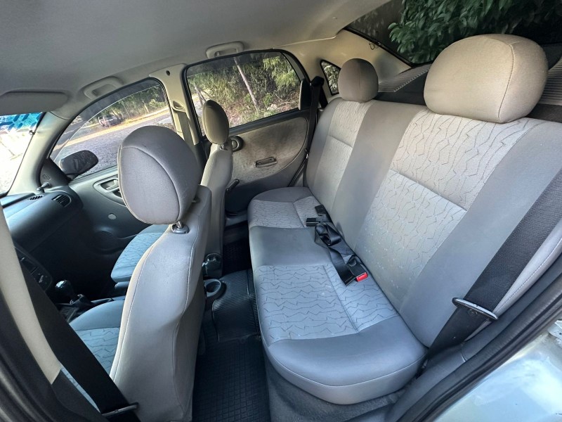 CORSA 1.0 MPFI MAXX SEDAN 8V FLEX 4P MANUAL - 2006 - CAXIAS DO SUL