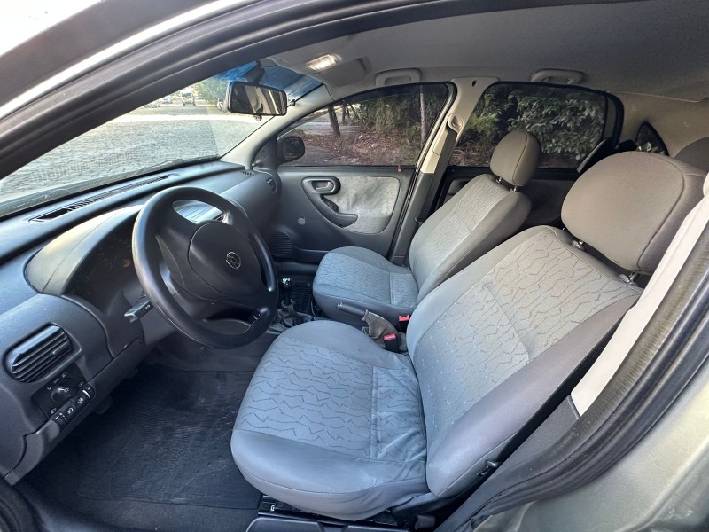 CORSA 1.0 MPFI MAXX SEDAN 8V FLEX 4P MANUAL - 2006 - CAXIAS DO SUL
