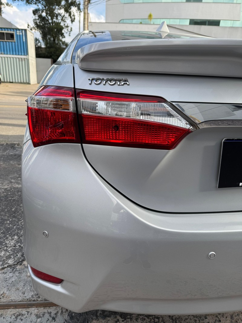 COROLLA 1.8 GLI 16V FLEX 4P AUTOMÁTICO - 2017 - CAXIAS DO SUL