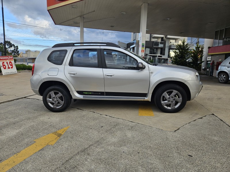 DUSTER 2.0 TECH ROAD 4X2 16V FLEX 4P AUTOMÁTICO - 2014 - CAXIAS DO SUL