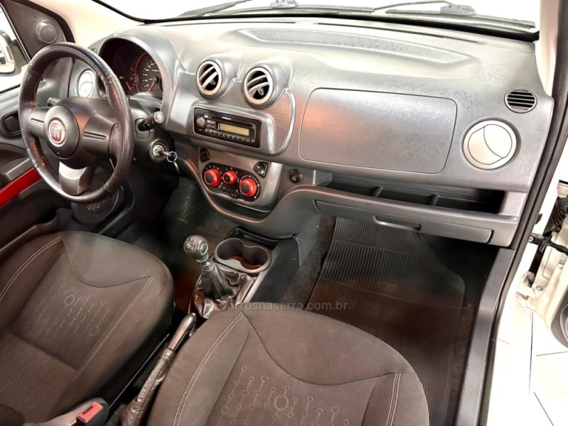 UNO 1.4 SPORTING 8V FLEX 4P MANUAL - 2012 - CAXIAS DO SUL