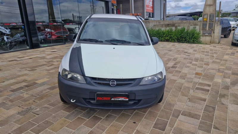 CELTA 1.0 MPFI LIFE 8V FLEX 2P MANUAL - 2005 - VACARIA