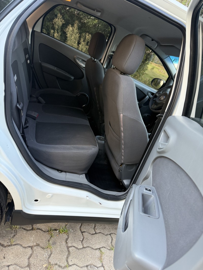 GRAND SIENA 1.6 MPI ESSENCE 16V FLEX 4P MANUAL - 2015 - ARROIO DO MEIO