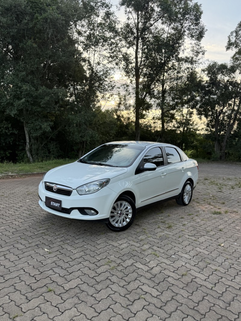 GRAND SIENA 1.6 MPI ESSENCE 16V FLEX 4P MANUAL - 2015 - ARROIO DO MEIO
