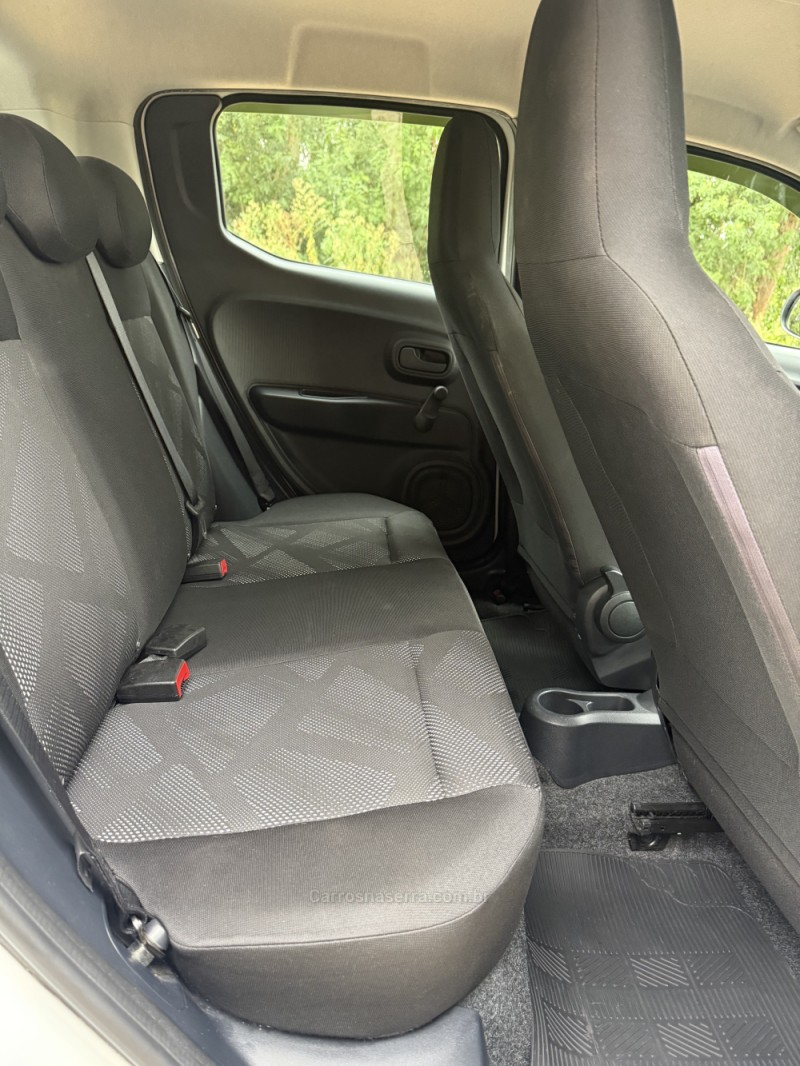 MOBI 1.0 8V EVO FLEX LIKE. MANUAL - 2022 - ARROIO DO MEIO