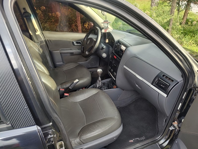 PALIO 1.8 MPI ADVENTURE WEEKEND 8V FLEX 4P MANUAL - 2005 - CAXIAS DO SUL