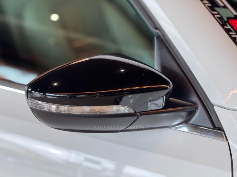 FUSCA 2.0 TSI 16V R-LINE GASOLINA 2P AUTOMÁTICO - 2014 - DOIS IRMãOS