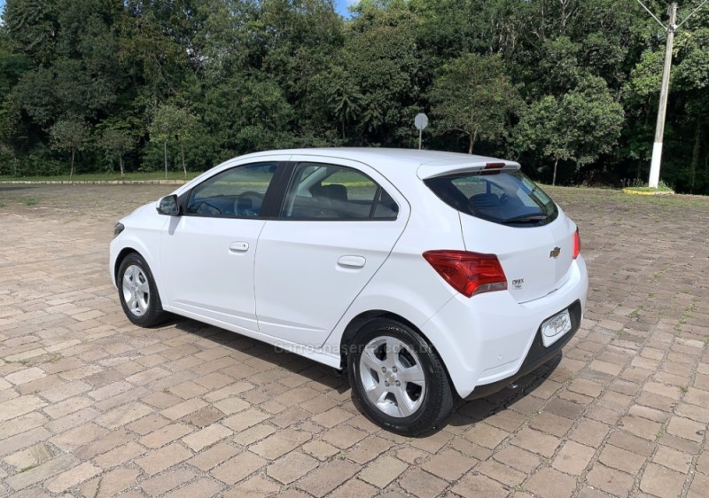 ONIX 1.4 MPFI LT 8V FLEX 4P AUTOMÁTICO - 2019 - GUAPORé