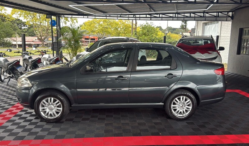 SIENA 1.0 MPI EL 8V FLEX 4P MANUAL - 2010 - CANELA