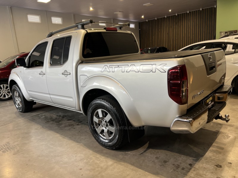 FRONTIER 2.5 SV ATTACK 4X4 CD TURBO ELETRONIC DIESEL 4P MANUAL - 2015 - CAXIAS DO SUL