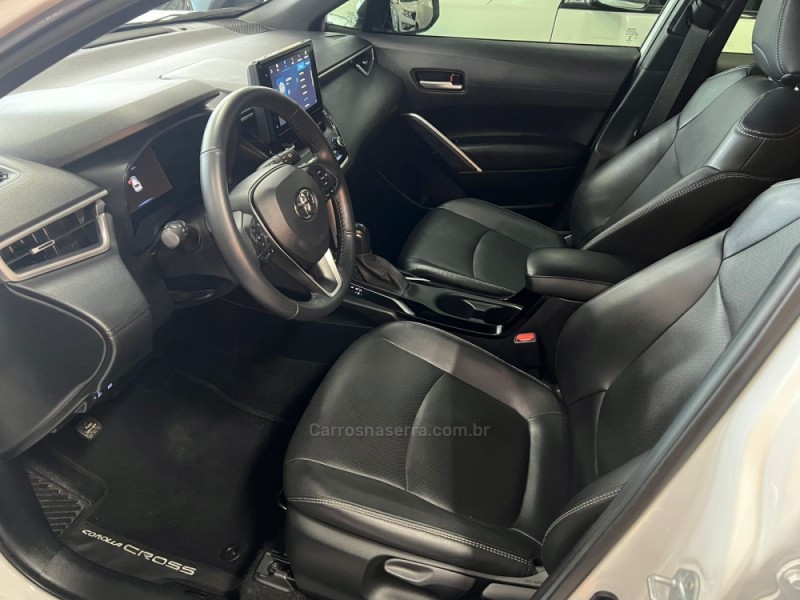COROLLA 2.0 CROSS XRE 16V FLEX 4P AUTOMÁTICO - 2023 - CAXIAS DO SUL