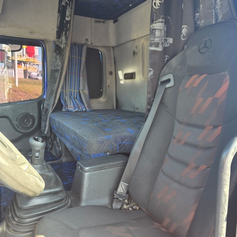 FH-12 380 GLOBETROTTER 6X2 - 2000 - GARIBALDI