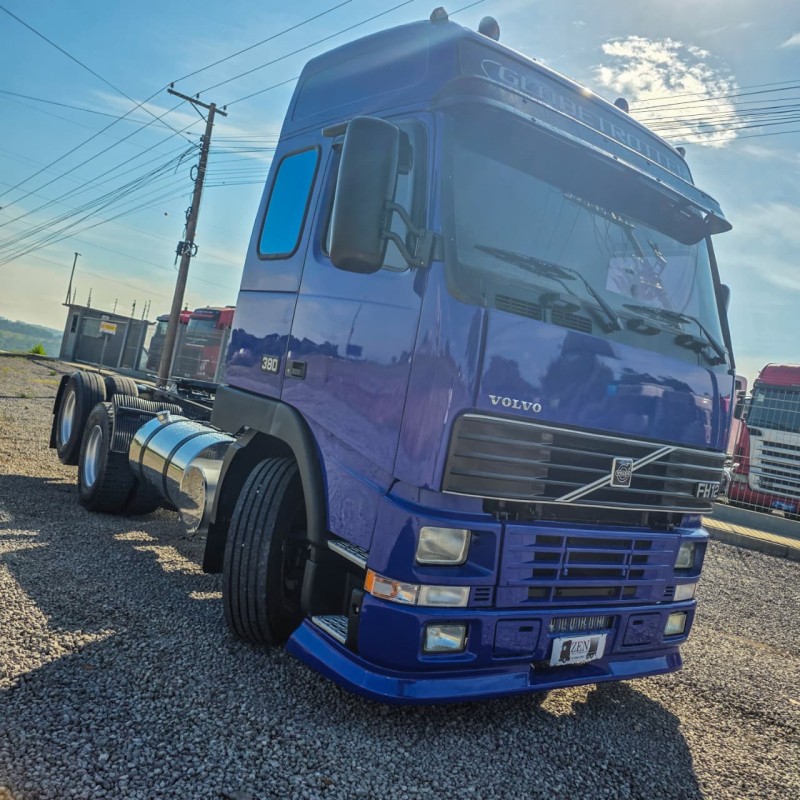 FH-12 380 GLOBETROTTER 6X2 - 2000 - GARIBALDI