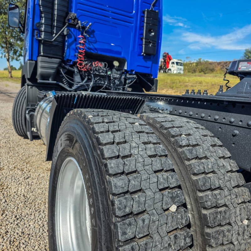 FH-12 380 GLOBETROTTER 6X2 - 2000 - GARIBALDI