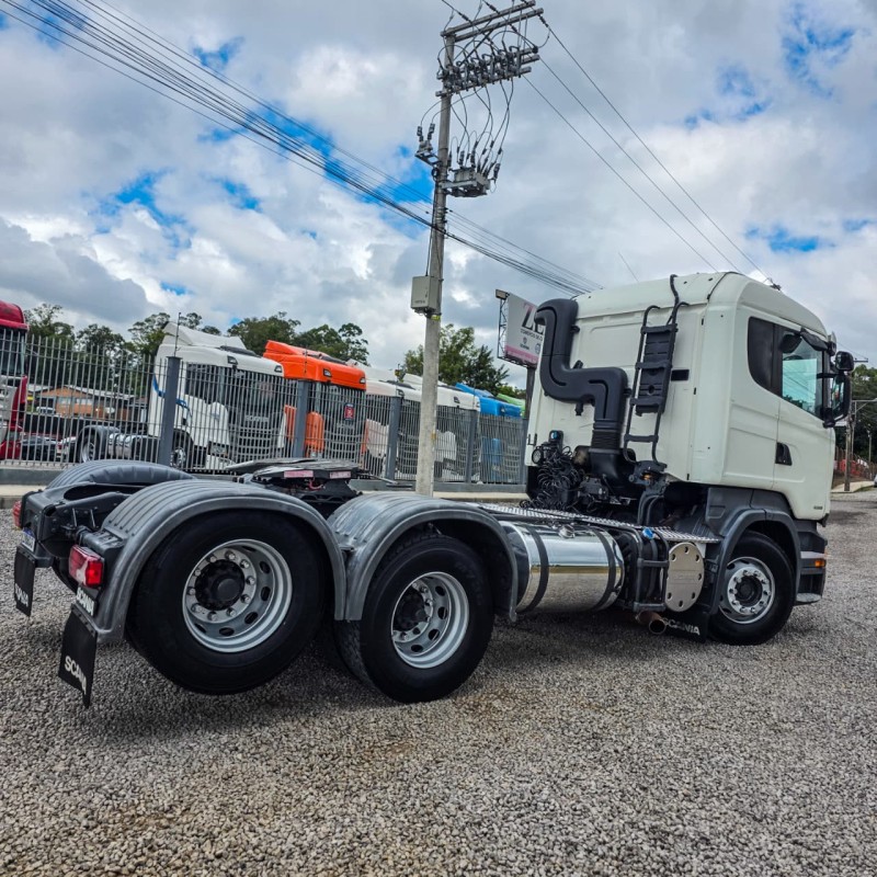 R-440 A 6X2 - 2014 - GARIBALDI