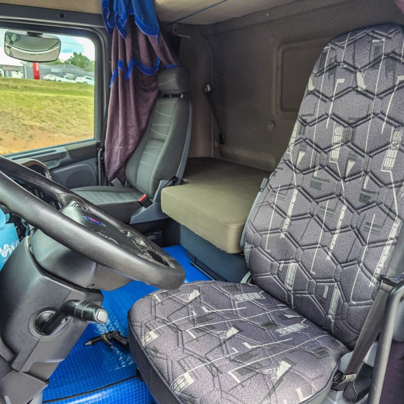 R-440 A 6X2 - 2014 - GARIBALDI