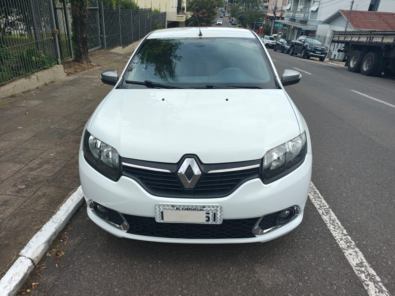SANDERO 1.0 EXPRESSION 12V FLEX 4P MANUAL - 2018 - FARROUPILHA