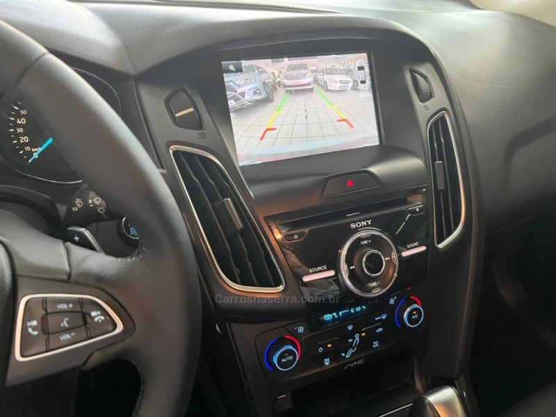 FOCUS 2.0 TITANIUM SEDAN 16V FLEX 4P AUTOMÁTICO - 2016 - CAXIAS DO SUL