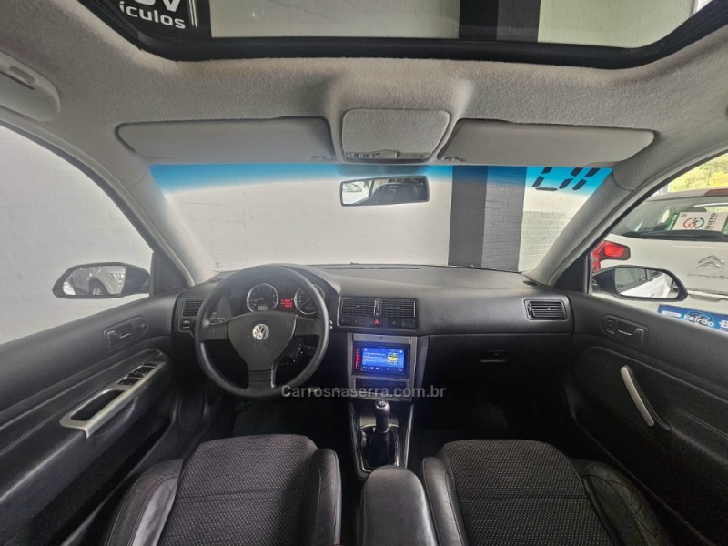 GOLF 1.6 MI SPORTLINE 8V FLEX 4P MANUAL - 2010 - CAXIAS DO SUL