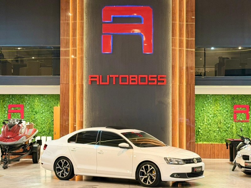 jetta 2.0 tsi highline 211cv gasolina 4p tiptronic 2014 novo hamburgo