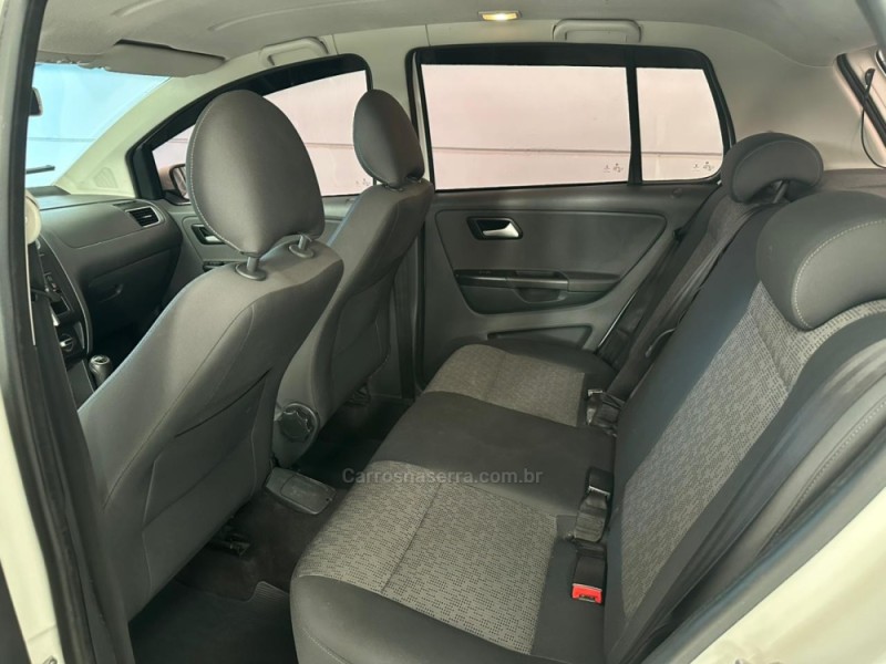 FOX 1.6 MSI TRENDLINE 8V FLEX 4P MANUAL - 2013 - BENTO GONçALVES