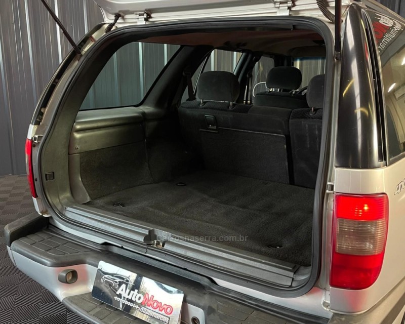 BLAZER 2.8 DLX 4X4 12V TURBO INTERCOOLER DIESEL 4P MANUAL - 2001 - VACARIA