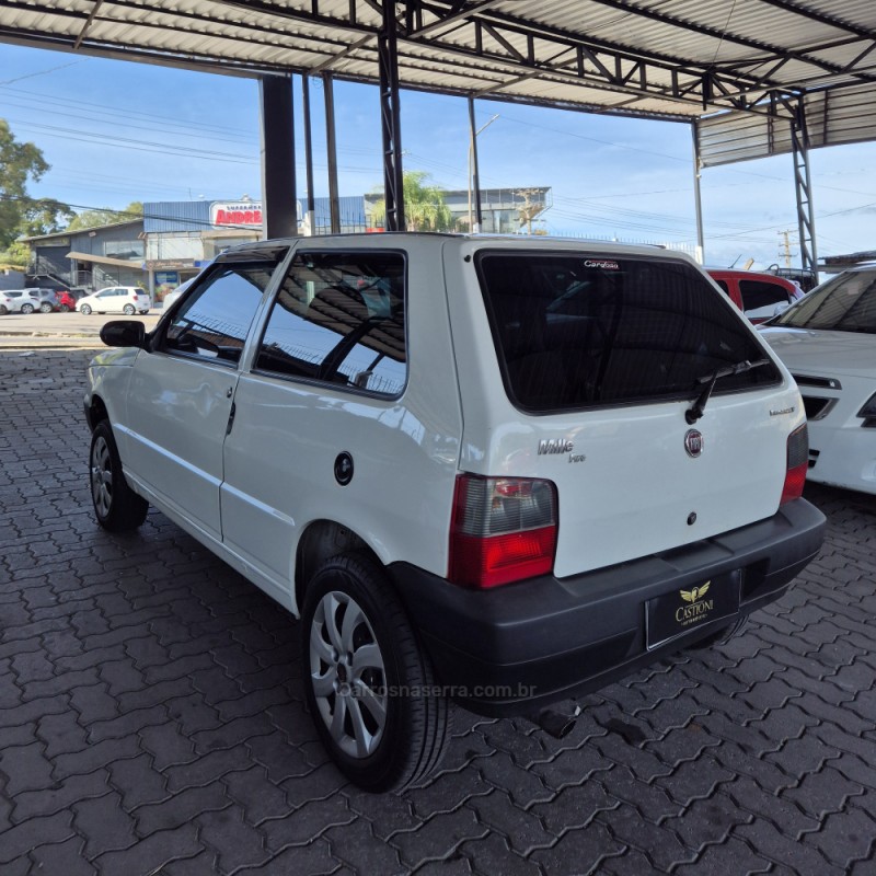 UNO 1.0 IE MILLE EP 8V GASOLINA 2P MANUAL - 2010 - CAXIAS DO SUL