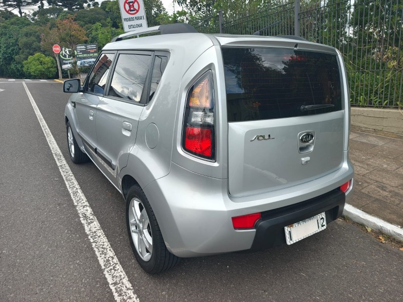 SOUL 1.6 EX 16V GASOLINA 4P AUTOMÁTICO - 2010 - FARROUPILHA