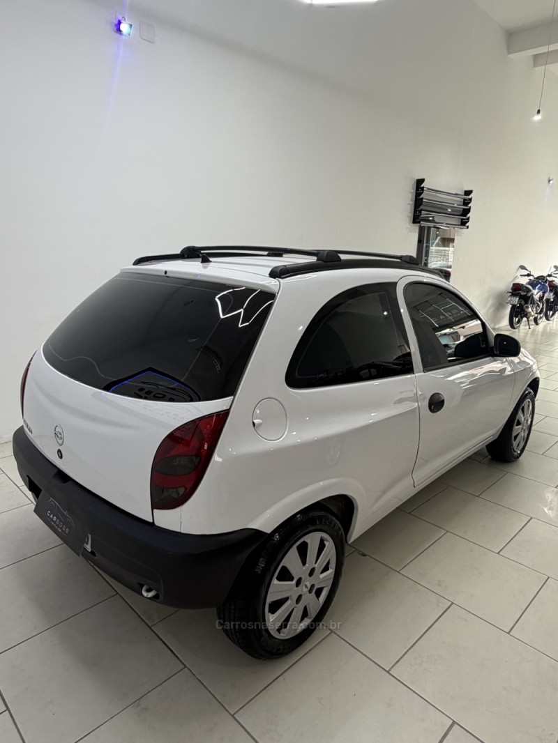 CELTA 1.0 MPFI 8V GASOLINA 2P MANUAL - 2001 - CAXIAS DO SUL