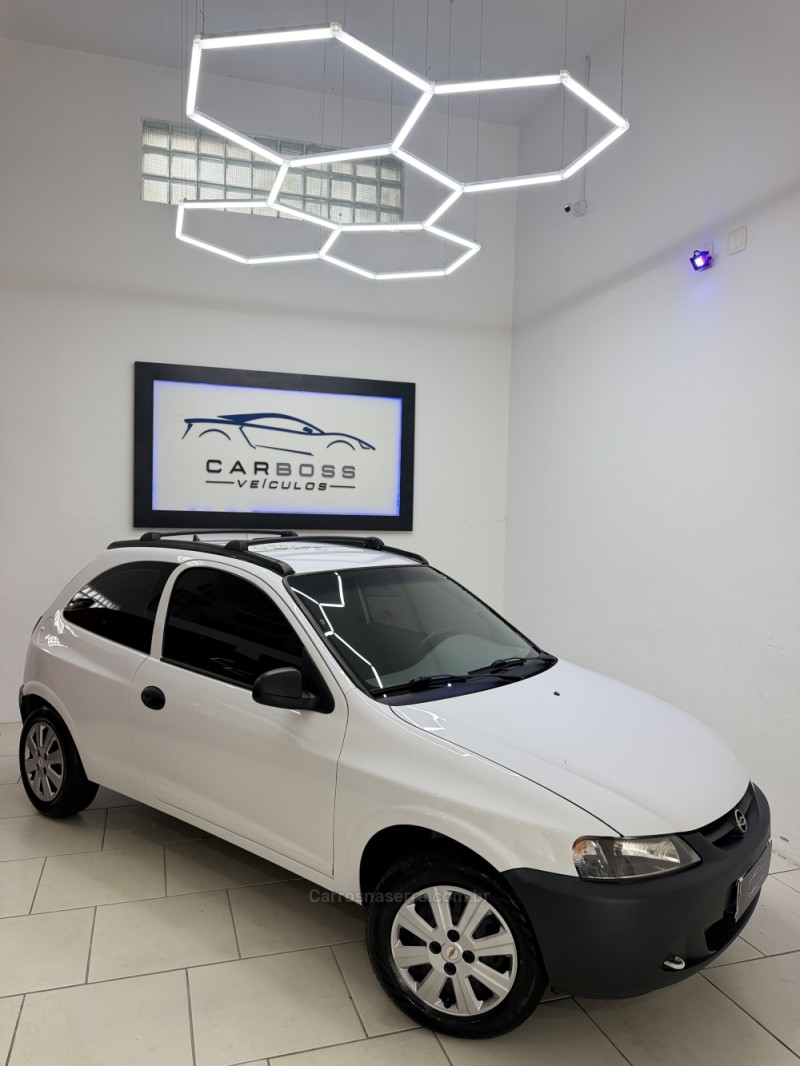 CELTA 1.0 MPFI 8V GASOLINA 2P MANUAL - 2001 - CAXIAS DO SUL