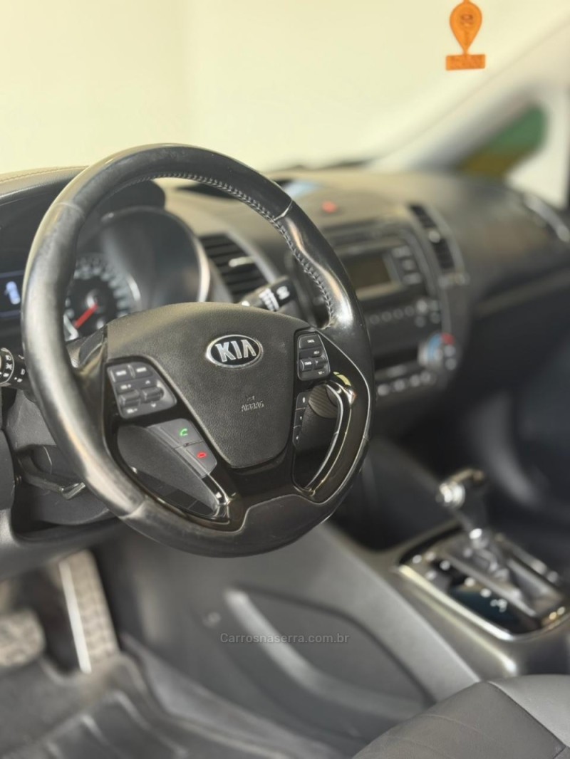 CERATO 1.6 16V SX4 GASOLINA 4P AUTOMÁTICO - 2018 - SAPUCAIA DO SUL