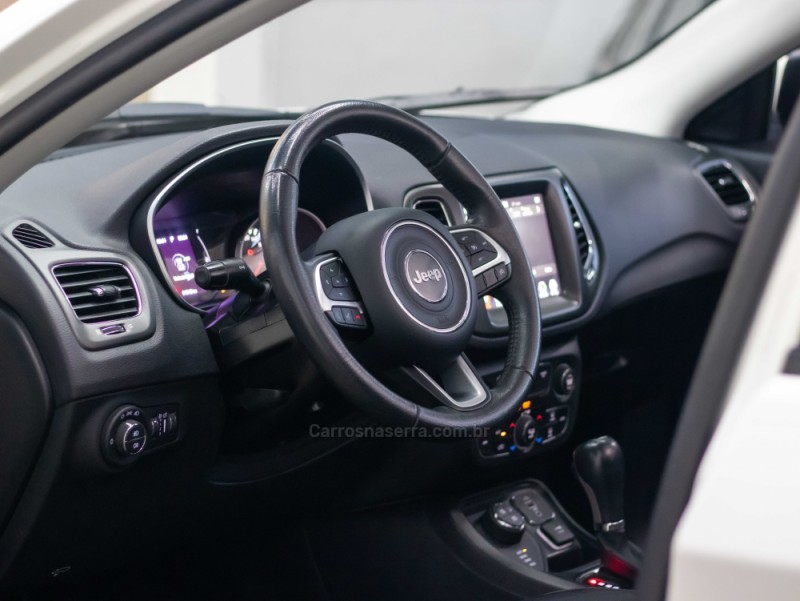 COMPASS 2.0 16V DIESEL LONGITUDE 4X4 AUTOMÁTICO - 2018 - CAXIAS DO SUL