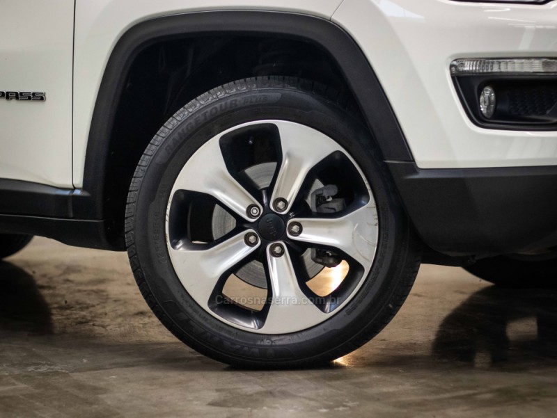 COMPASS 2.0 16V DIESEL LONGITUDE 4X4 AUTOMÁTICO - 2018 - CAXIAS DO SUL