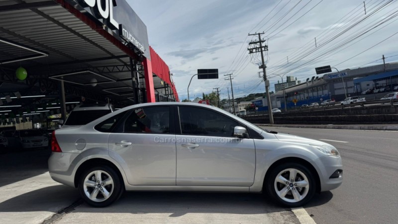 FOCUS 2.0 FC 16V FLEX 4P AUTOMÁTICO - 2011 - CAXIAS DO SUL