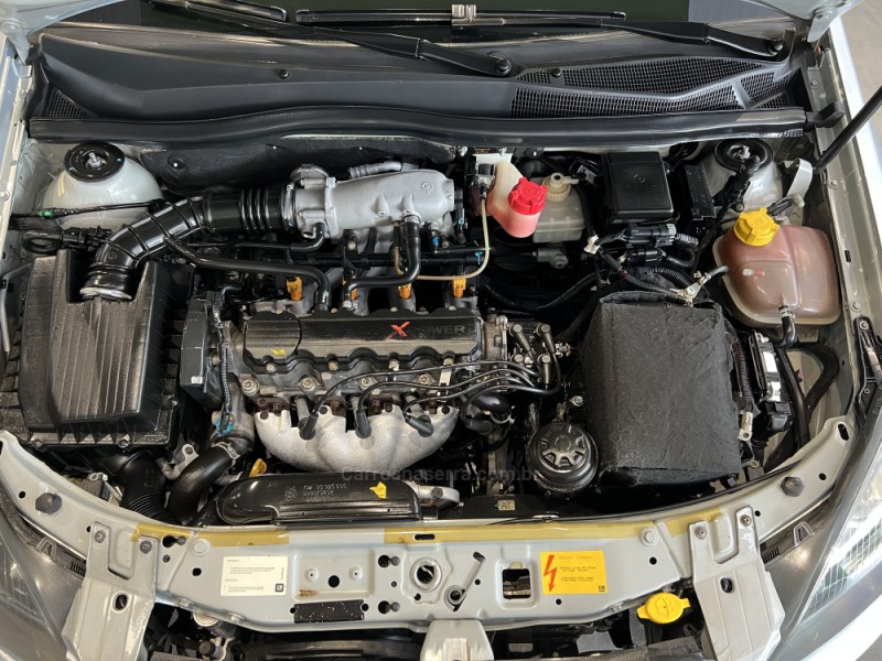 VECTRA 2.0 MPFI GT HATCH 8V FLEX 4P MANUAL - 2009 - CAXIAS DO SUL