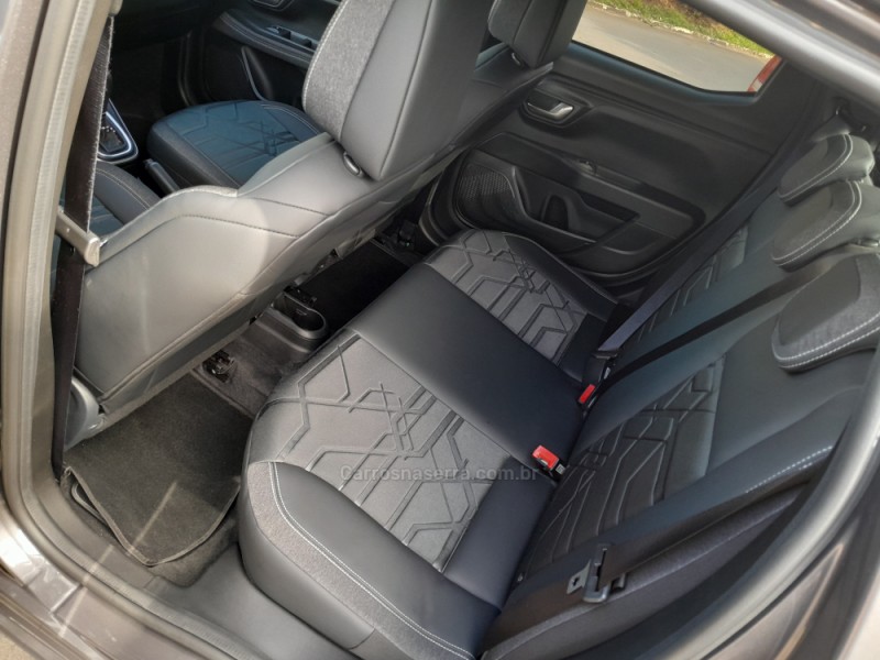 STRADA 1.3 VOLCANO CD 8V FLEX 4P AUTOMÁTICO - 2025 - NOVA PRATA