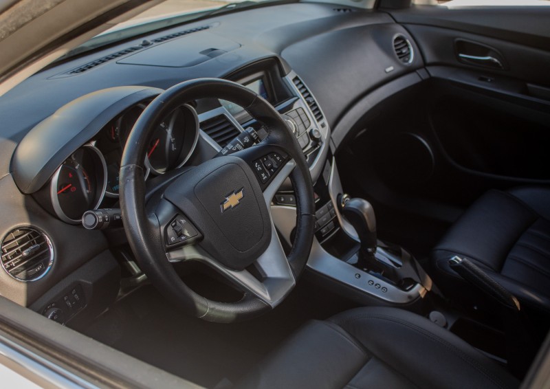 CRUZE 1.8 LT 16V FLEX 4P AUTOMÁTICO - 2015 - FARROUPILHA