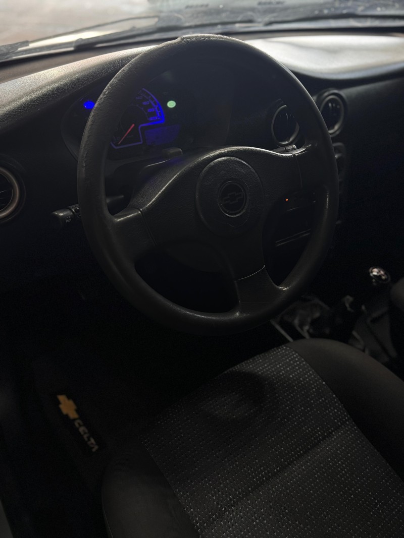 CELTA 1.0 MPFI VHC 8V GASOLINA 4P MANUAL - 2004 - FELIZ